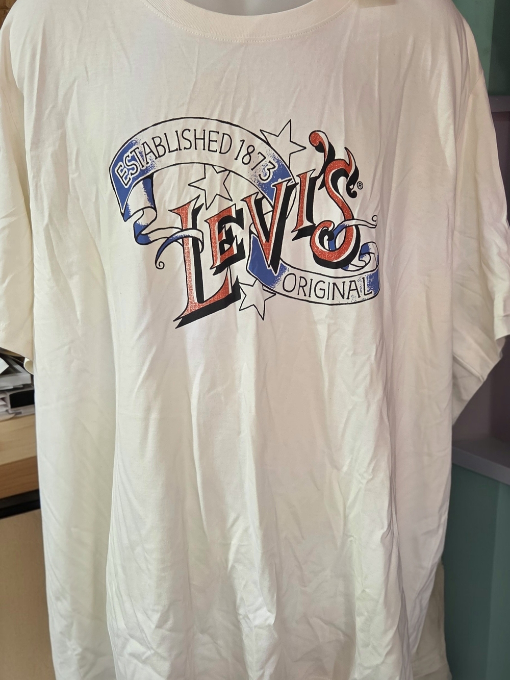 Levi's White Crewneck T-Shirt with Red & Blue Logo Graphic